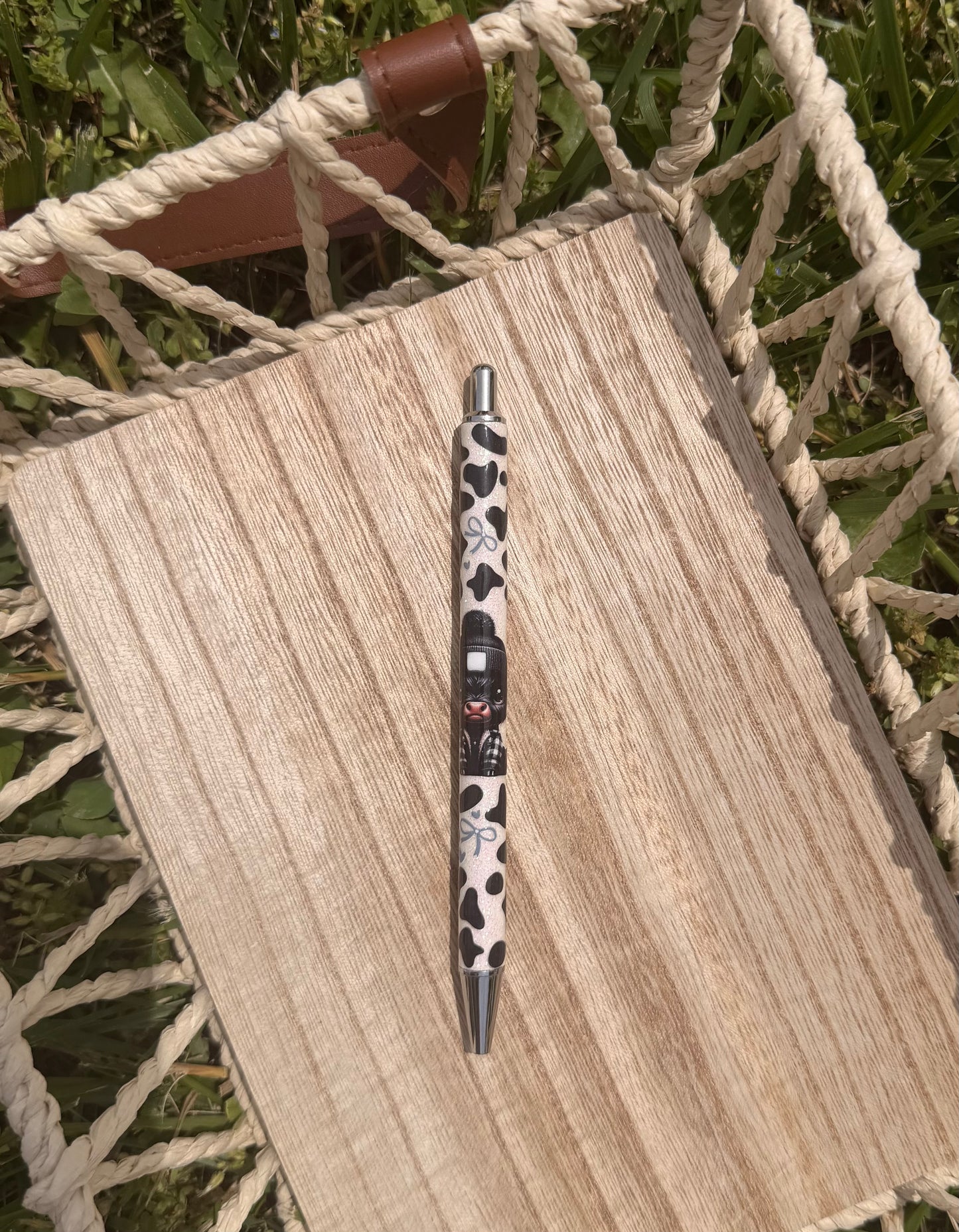 Black Cow and Bows Wrapped Glitter Pen