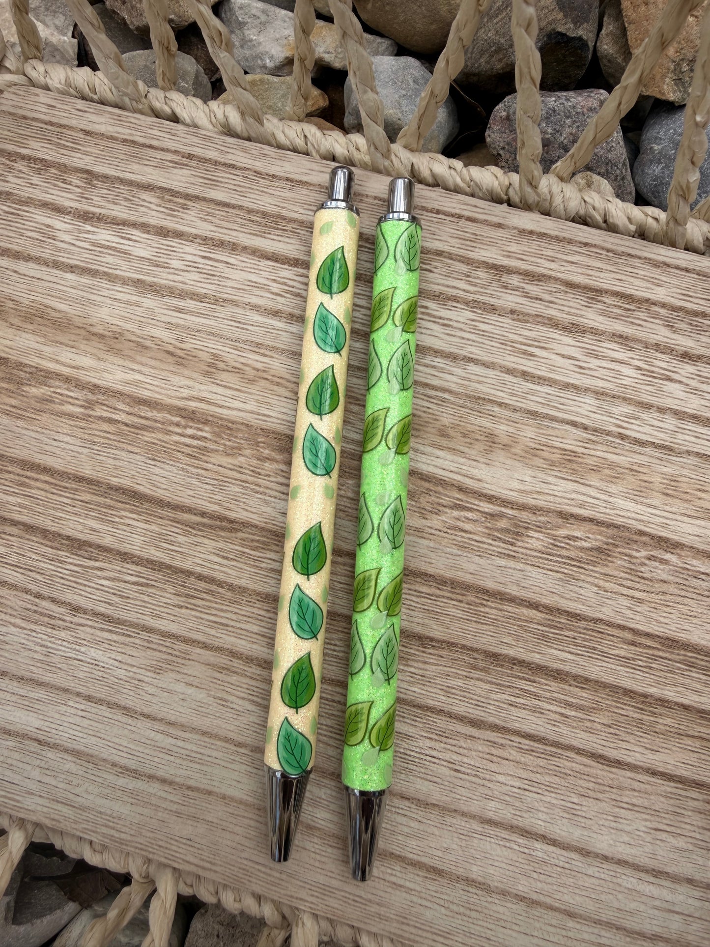 Leaves Wrapped Glitter Pen