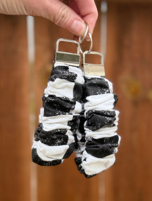 Rustic Checkered Scrunchie Wristlet