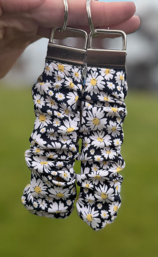 White Flowers Scrunchie Wristlet