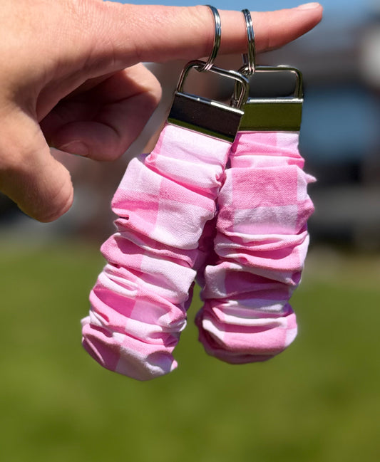 Pink Checkered 2 Tone Scrunchie Wristlet
