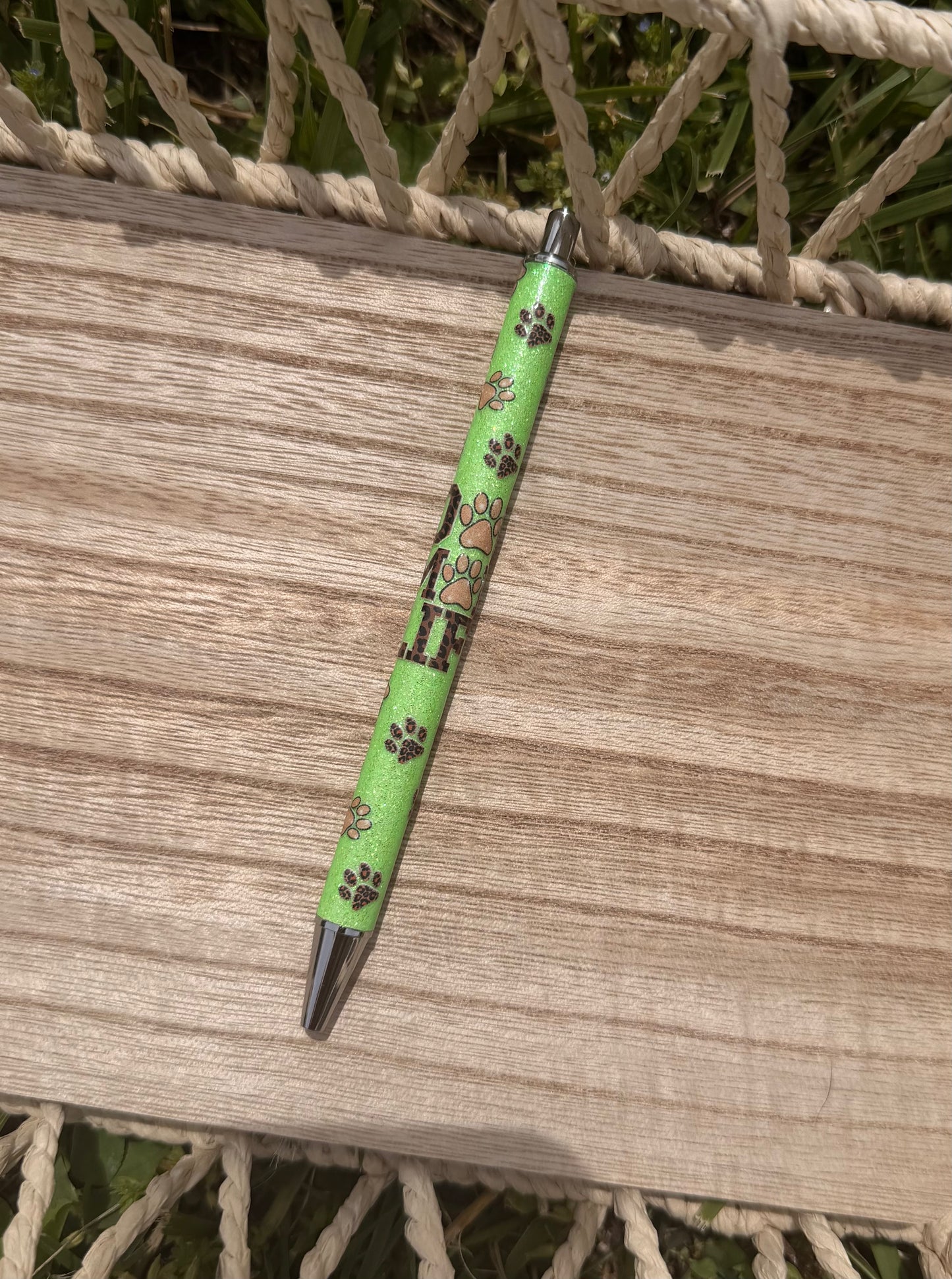 Dog Mom Life Wrapped Glitter Pen