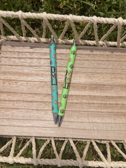 Dog Mom Life Wrapped Glitter Pen