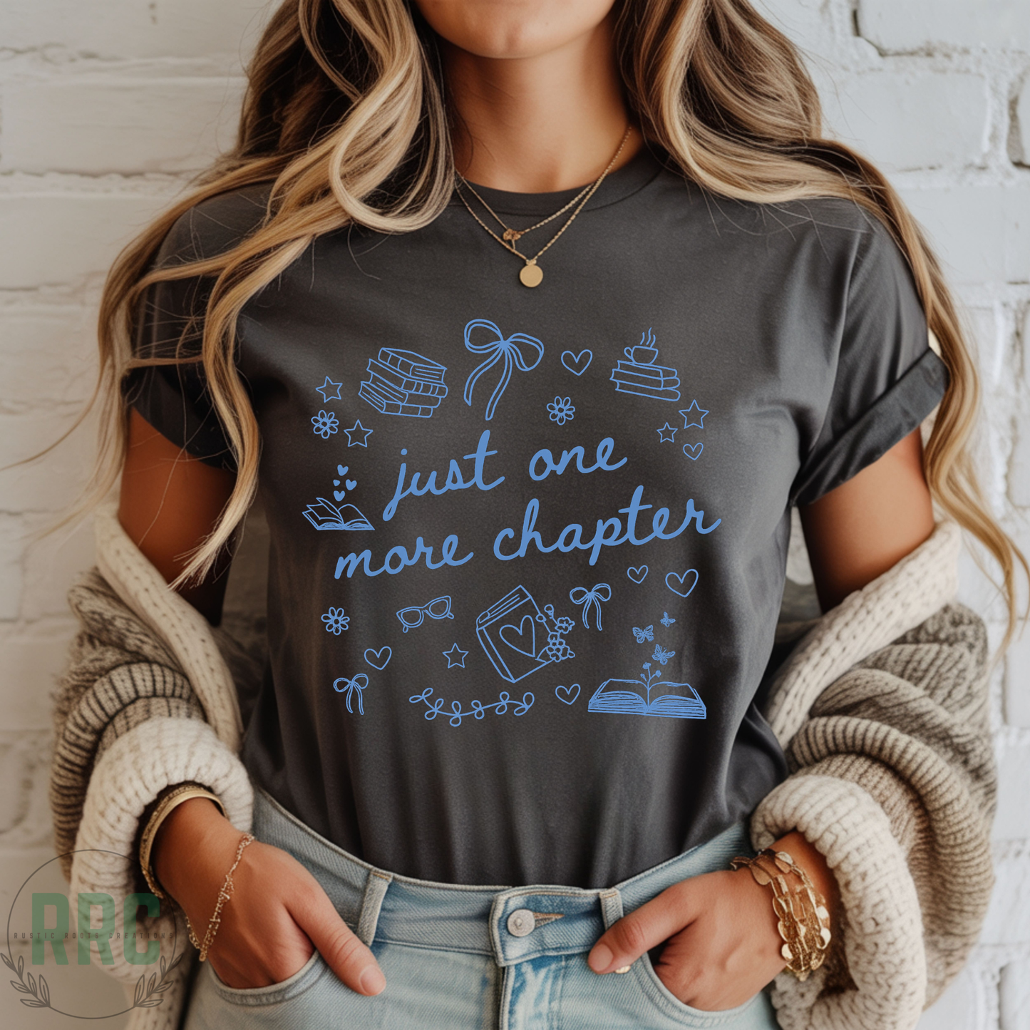 Just One More Chapter Tee *GILDEN*